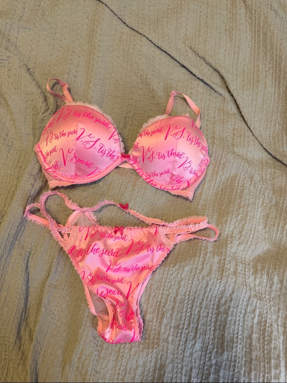 Victoria's Secret Pink Logo Push-Up Bra & Cheeky Panty Set